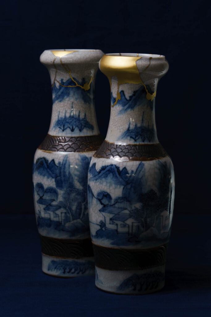 img-broken-vases-restored-with-kintsugi