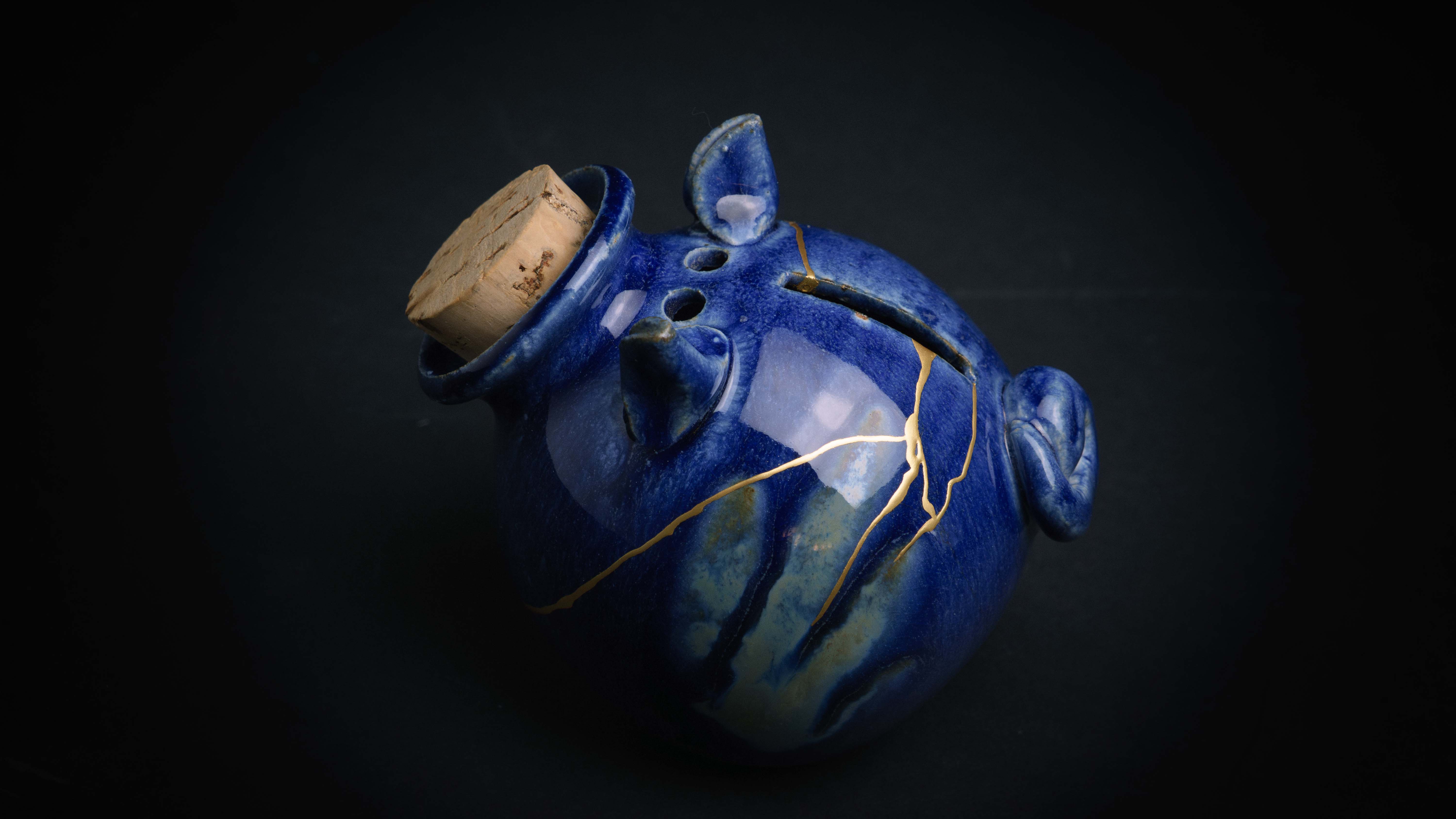 piggy bank kintsugi