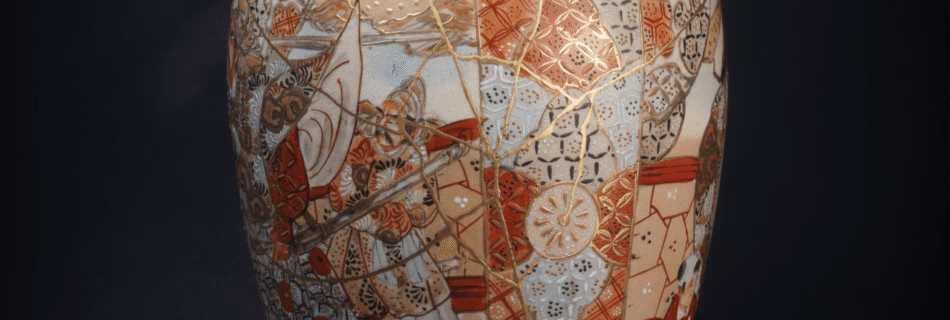 satsuma vase restored with kintsugi